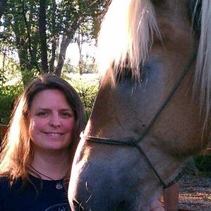 Meet your Posher, Julie